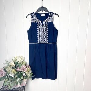 Vineyard Vines Navy Blue Embroidered 100% Cotton Dress With Pockets